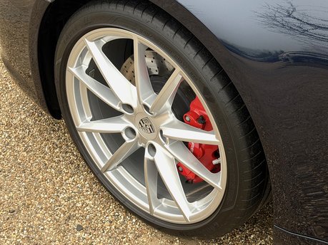 Porsche 911 CARRERA 4S PDK 29