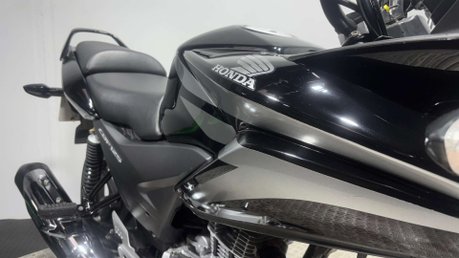 Honda CBF125 CBF125 2012 ONLY 5K MOT SERVICED ICONIC LEARNER BIKE 125CC 18