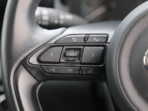 Toyota Yaris 1.5 VVT-h Icon E-CVT Euro 6 (s/s) 5dr 11