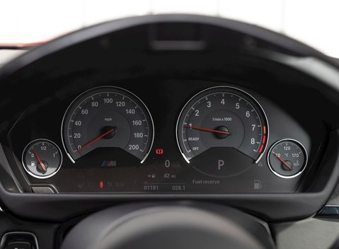 BMW M4 DTM Champion Edition 19