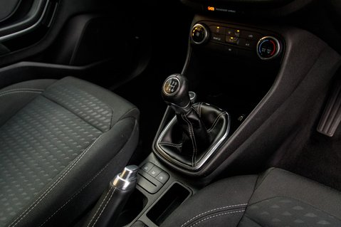 Ford Fiesta ZETEC 28