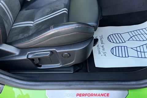 Ford Puma ST - PERFORMANCE PACK -CAMERA -APPLE CARPLAY -DRIVER ASSISTANCE PACK 42