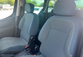 Citroen Berlingo Multispace 1.6 BlueHDi Feel Multispace MPV Wheel Chair Ramp 23