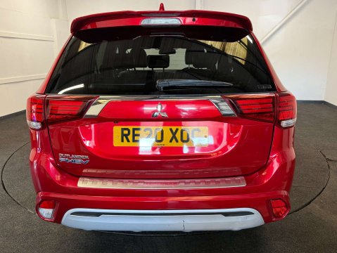 Mitsubishi Outlander 2.4 Outlander Exceed PHEV CVT 4WD 5dr 4