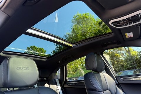 Porsche Macan GTS PDK - PAN ROOF -BOSE -360 CAMS -MEMORY PK - CRAYON 63