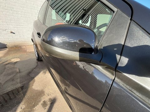 Ford Ka 1.2 Style Euro 4 3dr 23