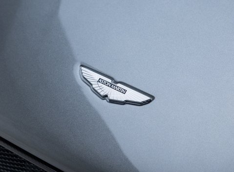 Aston Martin Vantage GT8 28