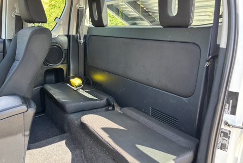 Toyota Hilux Active 4WD Ecb Arborous Tipper Truck - New Body 15