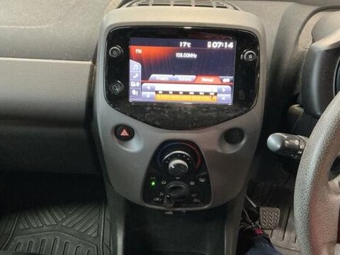 Peugeot 108 1.0 Active Euro 6 5dr 8
