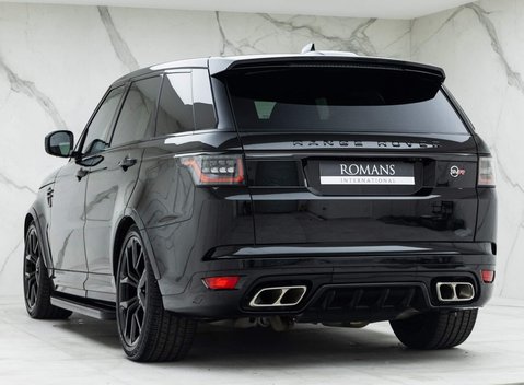 Land Rover Range Rover Sport 5.0 SVR Carbon Edition 4