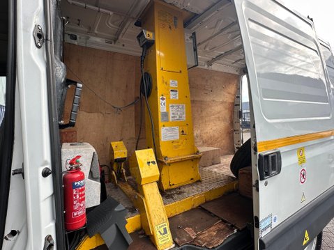 Iveco Daily 50C17V Cherry picker Versalift ET38 Access Platform - 14.2 Metre 16