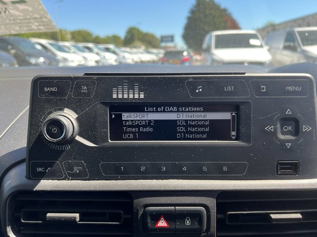 Vauxhall Combo LWB L2H1 Low Roof Sportive 2300 Air Con Sensors EURO 6 NO VAT 35