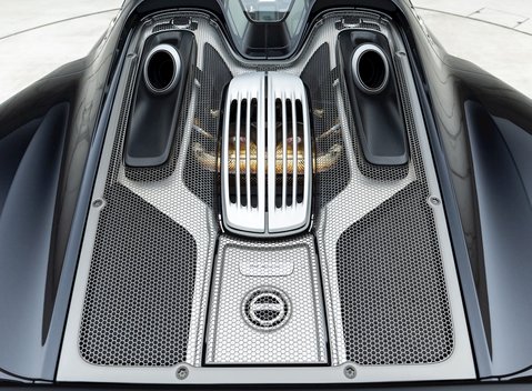 Porsche 918 Spyder 32