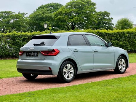Audi A1 SPORTBACK TFSI TECHNIK 20