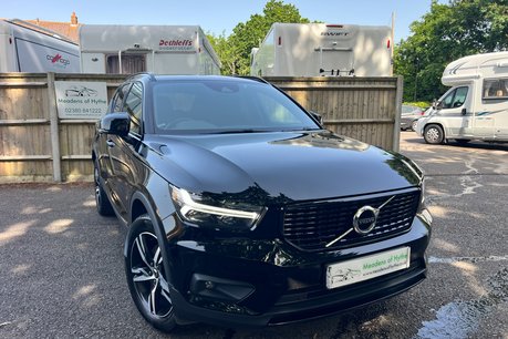 Volvo XC40 2.0 T4 R-DESIGN AWD AUTOMATIC