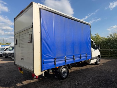 Mercedes-Benz Sprinter 2.1 316 CDI Progressive RWD L3 Euro 6 (s/s) 2dr 6