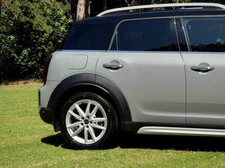 Mini Countryman COOPER SPORT 18