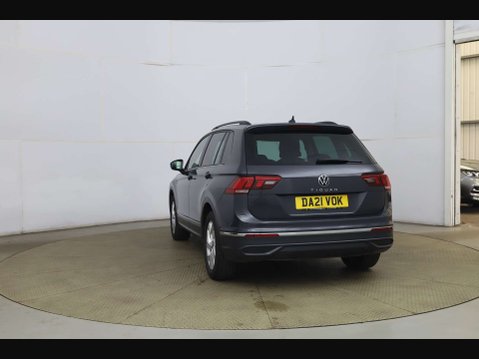 Volkswagen Tiguan 1.5 Tiguan Life TSi Semi-Auto 5dr 5