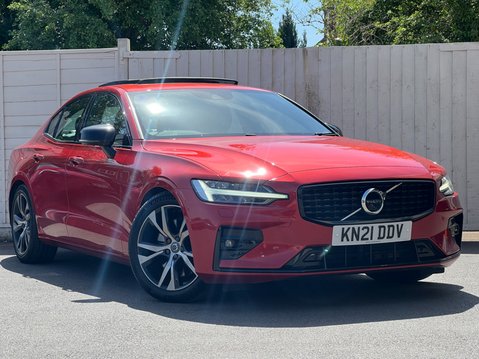 Volvo S60 2.0 B5 MHEV R-Design Saloon 4dr Petrol Hybrid Auto Euro 6 (s/s) (250 ps) 4