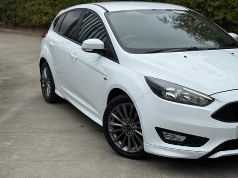 Ford Focus 1.0T EcoBoost ST-Line Euro 6 (s/s) 5dr 8