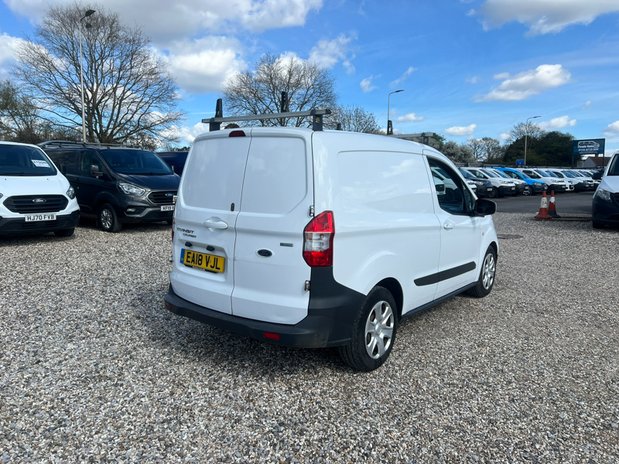 Ford Transit Courier Petrol SWB (SOLD) Low Roof Trend Air Con Alloys Sat Nav E 6