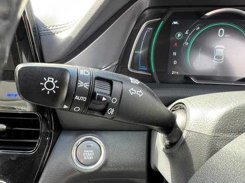 Hyundai IONIQ 1.6 h-GDi Premium Hatchback 5dr Petrol Hybrid DCT Euro 6 (s/s) (141 ps) 22