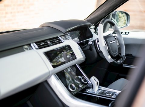 Land Rover Range Rover Sport 5.0 SVR 17