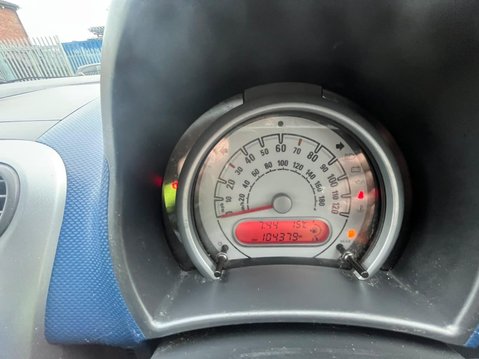 Vauxhall Agila 1.0 ecoFLEX 12V Club Euro 5 5dr 23