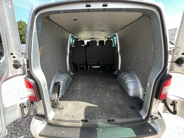 Volkswagen Transporter Crew Cab AUTO SWB L1H1 Low Roof T32 Highline Air Con NO VAT 10