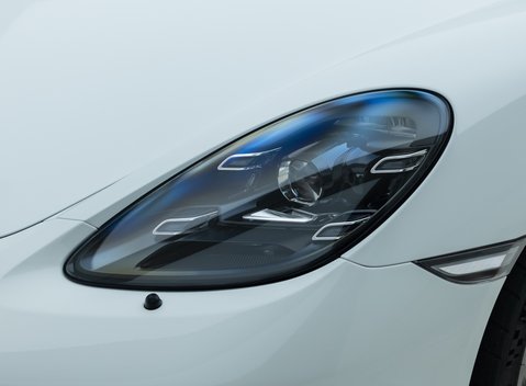 Porsche 718 SPYDER 33