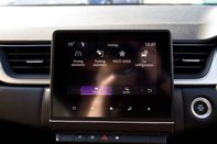 Renault Captur TECHNO E-TECH 29