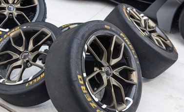 Bac Mono R 63