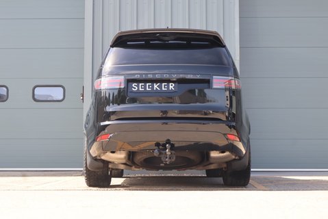 Land Rover Discovery 3.0 HSE- X Dynamic 22 inch wheels climate pack full hi gloss black pack  9