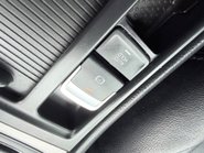 Volkswagen Golf SE TDI BLUEMOTION TECHNOLOGY 15