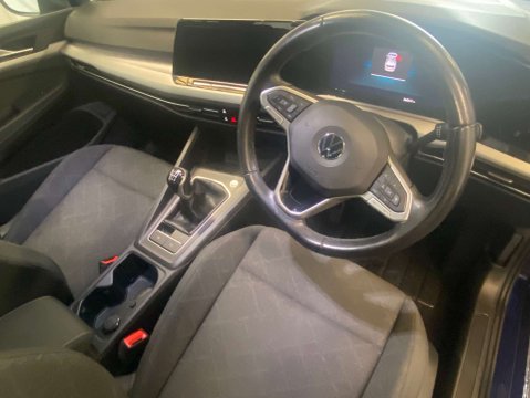 Volkswagen Golf 1.0 Golf Life TSi 5dr 14