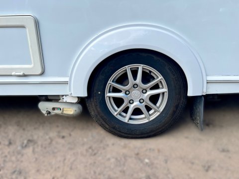 Compass Corona 462  11