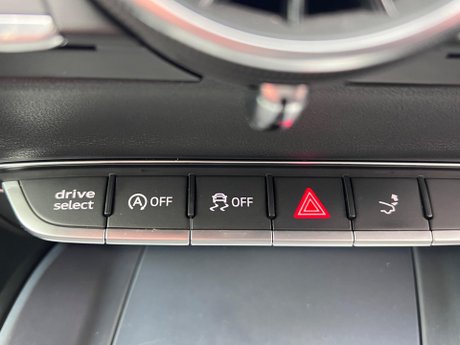 Audi TT 1.8 TFSI S line Euro 6 (s/s) 3dr 26
