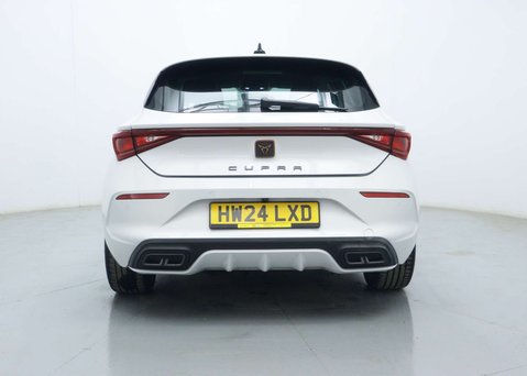 Cupra Leon 1.5 eTSI EVO V1 Hatchback 5dr Petrol Hybrid DSG Euro 6 (s/s) (150 ps) 11