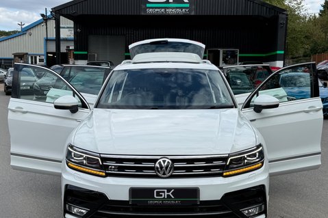 Volkswagen Tiguan R LINE TDI BMT 4MOTION DSG - PAN ROOF - APPLE CAR PLAY -ADAPTIVE CRUISE 21