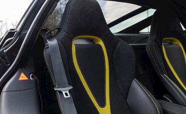 McLaren 720S Peformance 15