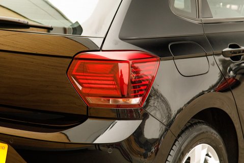 Volkswagen Polo SE EVO 8