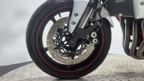 Yamaha FZ1 FAZER 2011 ONLY 19K VERY CLEAN 1000CC NAKED MOT SERVICED 42