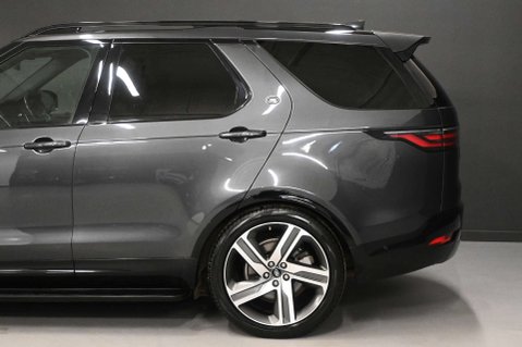 Land Rover Discovery 3.0 Discovery R-Dynamic HSE D MHEV Auto 4WD 5dr 17