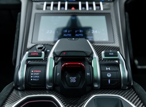 Lamborghini Urus Performante 25