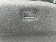 Porsche Taycan 500kW Turbo 93kWh 4dr 26