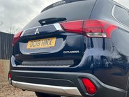 Mitsubishi Outlander DI-D 4 18