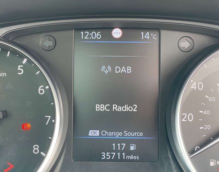 Nissan Qashqai 1.3 Qashqai N-Motion DiG-T 5dr 23
