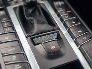 Porsche Macan 3.0 Macan S Semi-Auto 4WD 5dr 33