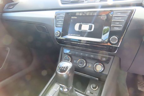 Skoda Superb 2.0 TDI SE Business Hatchback 5dr Diesel Manual Euro 6 (s/s) (150 ps) 12