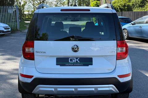 Skoda Yeti Outdoor SE L DRIVE TDI 4X4 DSG -2 OWNERS -FULL SKODA S/HISTORY -ROUGH ROAD PACK 9